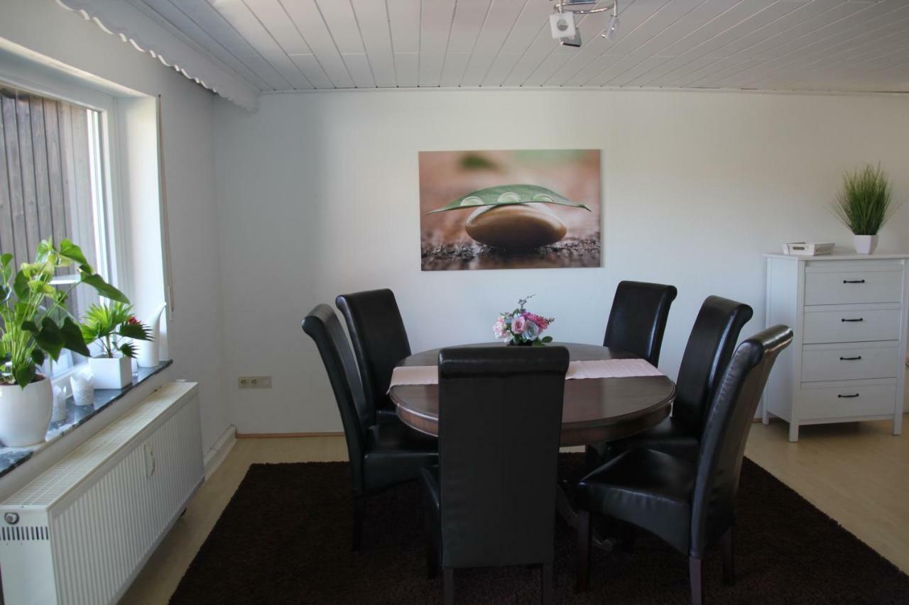 Ferienwohnung Abersfelder Mit Balkon Wildflecken Bagian luar foto